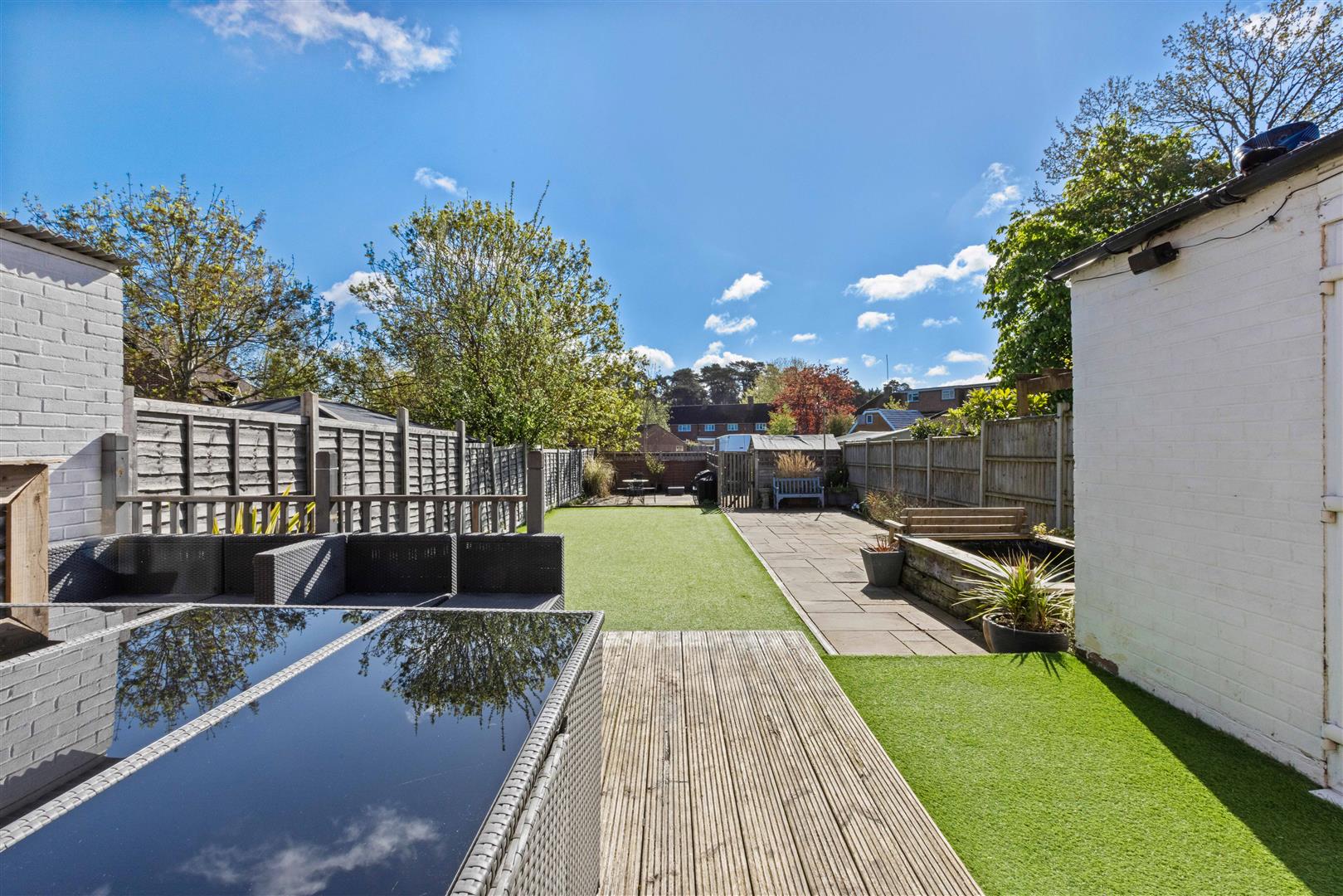 Carroll Crescent, Ascot